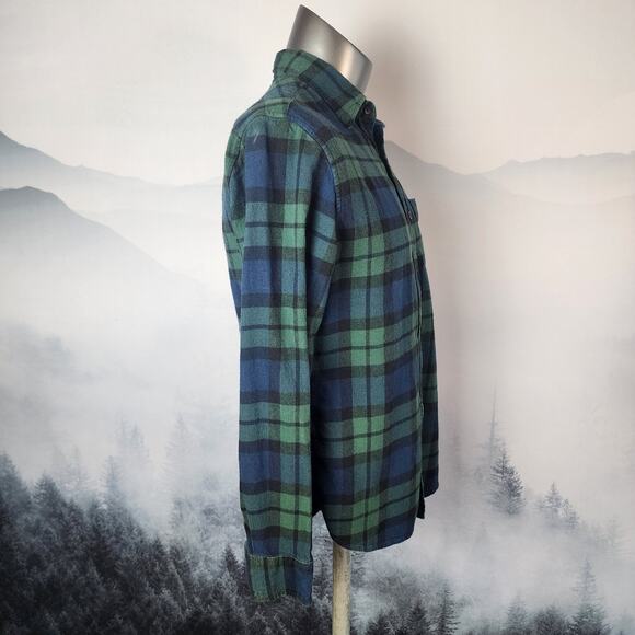 J.Crew Midweight Flannel Workshirt in Regenerative Cotton | Men's Slim Medium - Picture 8 of 13